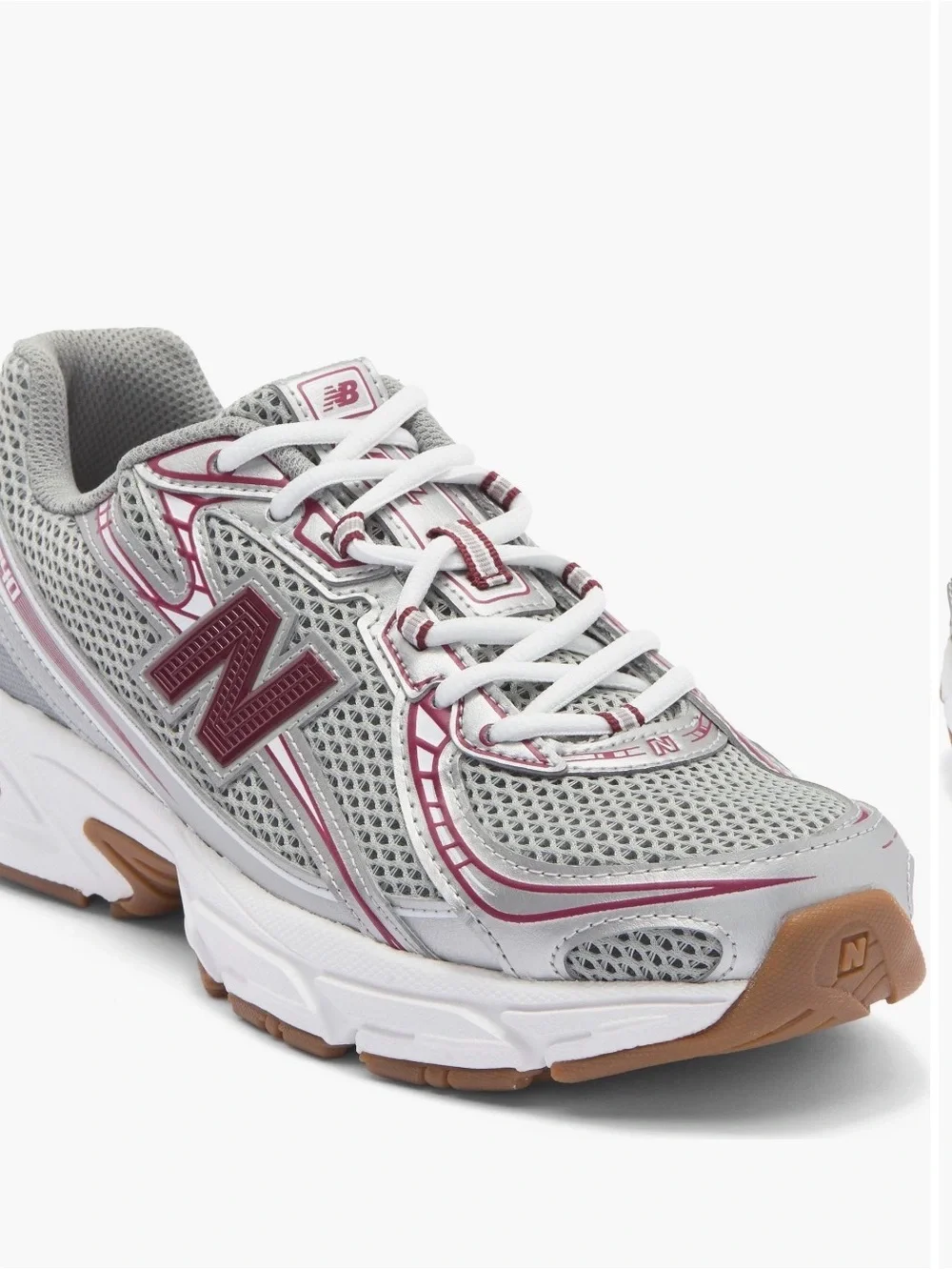 New Balance Women’s 740 worn twice!